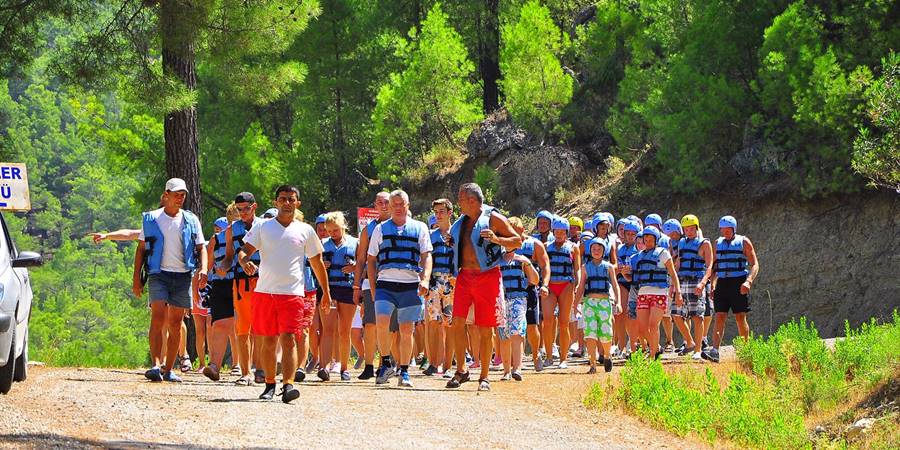 Side Rafting Canyoning and Zipline