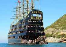 Legend Big Kral Pirate Boat Trip